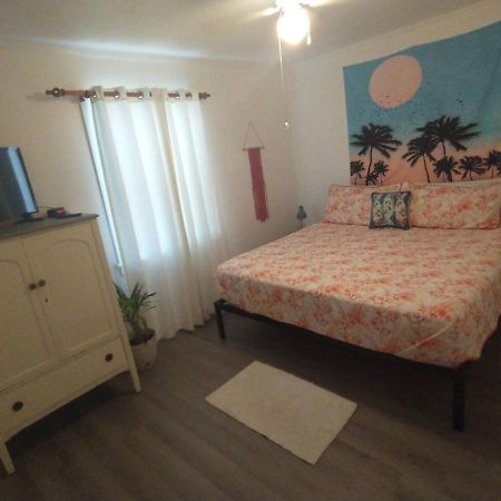 Welcome To Pineapple House! 펜사콜라 외부 사진